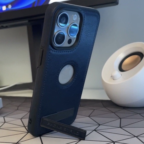 iPhone 16 Pro Case - Picture 3 of 3